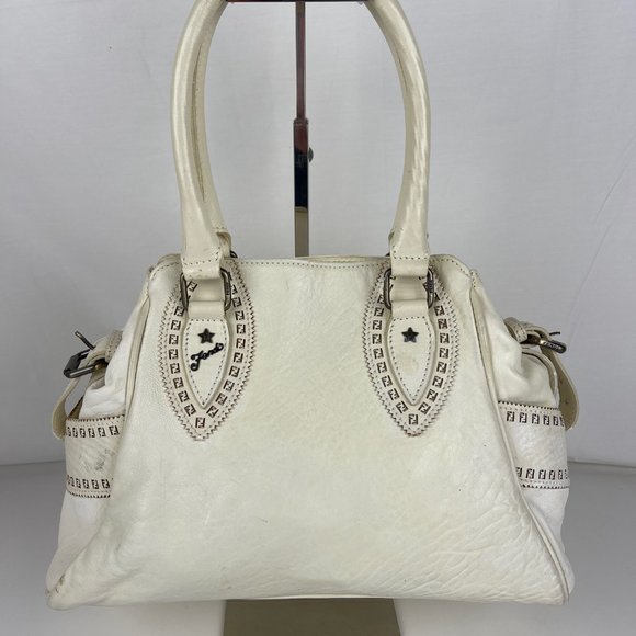 Fendi Handbags - Fendi White Leather Shoulder Bag - Authenticity Certified
